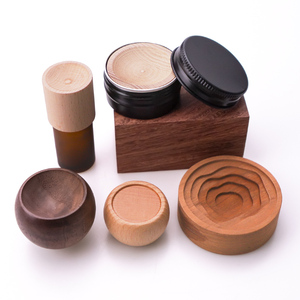 Vietnam WeWood Difusor de aceite esencial de madera pulida Perfume de habitación Difusor de aroma de madera de agar - Product Image 1