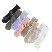 Chaussettes tricotées en coton, antidérapantes et respirantes personnalisées pour femmes, avec design imprimé et logo personnalisé pour hommes, chaussettes de yoga Pilates Grip.