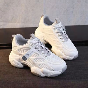 Chaussures de course décontractées tendance mode pour femmes, style coréen printemps-été, noir et blanc, style ancien, lacets, semelles souples - Product Image 4