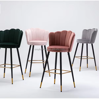 Tabouret de bar et chaise de style nordique, design moderne et luxueux, tissu en velours fleuri coloré avec pieds en métal doré pour cuisine et salle à manger