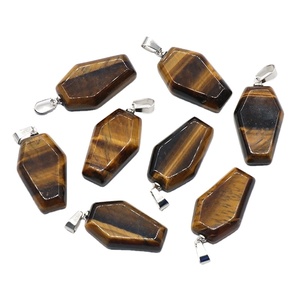 Nouveau drôle Halloween mignon <span class=keywords><strong>cercueil</strong></span> en forme de cristal pendentif en pierres précieuses sculpté méditation équilibre pierres naturelles <span class=keywords><strong>cercueil</strong></span> pendentif breloque - Product Image 1