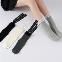 Chaussettes de yoga antidérapantes personnalisées en dentelle avec nœud pour femmes, chaussettes de danse Pilates antidérapantes pour l'automne et l'hiver