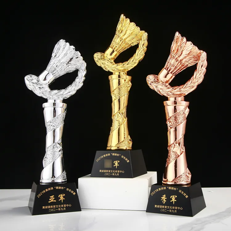 Fabbrica all'ingrosso custom league Award Crystal Sports Globe Soccer Gold Silver Copper Resin Trophy Award