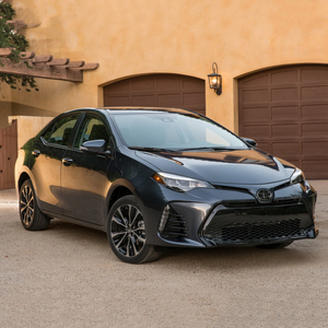 Bon prix pour Toyota Corolla 1.2L automatique GL avec toit ouvrant, édition spéciale, bon état, <span class=keywords><strong>voiture</strong></span> <span class=keywords><strong>d</strong></span>'<span class=keywords><strong>occasion</strong></span> en stock, vente rapide - Product Image 6