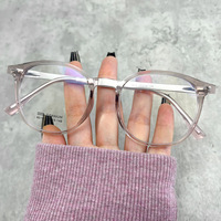 Lunettes à monture TR90 ultra-légères et transparentes grises Nouveau style de maquillage Ins tendance pour femmes et hommes Match de forme de visage en diamant