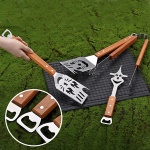 Spatule de gril en acier inoxydable avec long manche en <span class=keywords><strong>bois</strong></span> <span class=keywords><strong>pour</strong></span> fourche de barbecue en plein air <span class=keywords><strong>pince</strong></span> de <span class=keywords><strong>pelle</strong></span> <span class=keywords><strong>pour</strong></span> ensemble d'outils de grilles de charbon de <span class=keywords><strong>bois</strong></span> - Product Image 4
