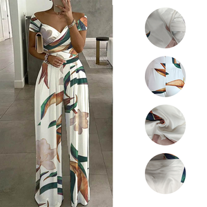 Conjunto <span class=keywords><strong>de</strong></span> <span class=keywords><strong>Mono</strong></span> Estampado Floral con Hombros Descubiertos, Pierna Ancha, Cintura Ajustada y Diseño Cruzado para Mujer - Product Image 4