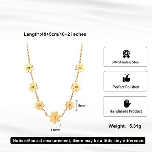 Factory wholesale 18K gold-plated stainless steel jewelry set with <b>daisy</b> bracelet and necklace suitable as a <b>gift</b> for women - Product Image 3