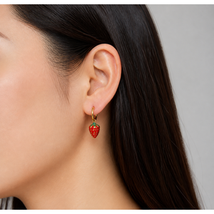 Boucles d'oreilles créoles à breloques fraise en acier inoxydable plaqué or 14K sous vide, avec émail rouge et vert, pendantes en forme de fruit - Product Image 5