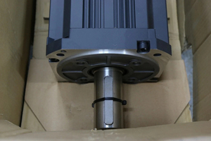 Motor de CA de alta calidad serie MR-J4 HG-JR11K1M4B - Product Image 3