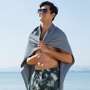 <span class=keywords><strong>Serviette</strong></span> <span class=keywords><strong>de</strong></span> <span class=keywords><strong>plage</strong></span> imprimée en microfibre suédée 100% nouvelle collection été, <span class=keywords><strong>grande</strong></span> taille, super douce, très absorbante, antibactérienne, impression personnalisée ECO - Product Image 2