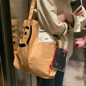 ถุงช้อปปิ้งกระดาษดูปองท์ SF Express รุ่นใหม่, กระเป๋าสะพายไหล่/ถือทำจากกระดาษคราฟท์ที่ซักล้างได้, กระเป๋าโท้ทแฟชั่น - Product Image 3