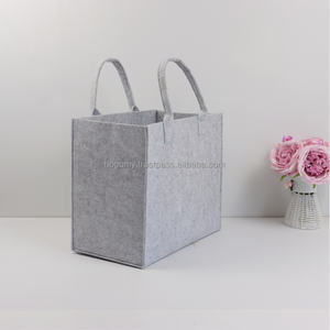 Bolsa de Compras de Fieltro PET Reciclable Personalizada, Bolsa de Mano Unisex Gris, Impresión por Sublimación de Calor, Forma Rectangular - Product Image 6