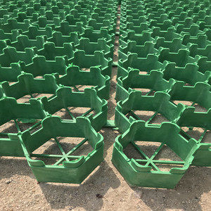Pavés perméables de grille d'herbe de <span class=keywords><strong>béton</strong></span> de nid d'abeilles d'eco résistant en plastique pour le stationnement d'allée - Product Image 5