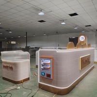 Comptoir de présentation de luxe personnalisé pour parfums et cosmétiques, vitrine moderne et unique pour salon de beauté, kiosque de manucure pour magasin de détail