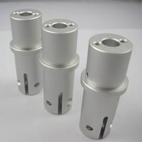 Pièces en alliage d'aluminium usinées avec précision par CNC, bride en aluminium tournée sur mesure par CNC, composants de dissipateur thermique et de boîtier