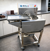 Nouvelle machine portable électrique mini 8 kg pour la fabrication, le trempage, le tempérage et l'enrobage de barres de chocolat avec roue de fusion