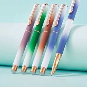ปากกาหมึกซึมโลหะไล่เฉดสีแบบลบได้ ขนาด 0.5 มม. รุ่น Slightly Oblique Novelty พร้อมถุงหมึกแบบสองหัว สำหรับนักเรียนและสำนักงาน - Product Image 3