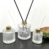 Diffuseur de parfum en verre cylindrique de luxe 50ml/100ml/200ml avec bâtonnets, rechargeable, couleur et emballage personnalisables