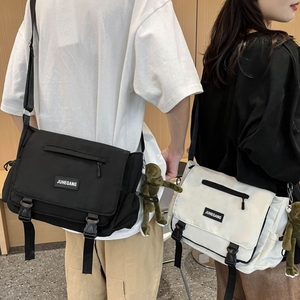 Borsa a tracolla Casual per studenti di grande capacità personalizzata Versatile borsa a tracolla in Nylon in pelle alla moda con lettera nuova <span class=keywords><strong>Messenger</strong></span> - Product Image 1