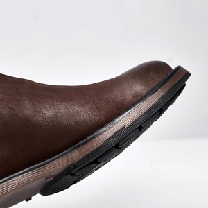 Nouvelles Chaussures Homme Tendance à Bout Pointu en Cuir de Vachette Gaufré Imperméables pour l'Automne – Style Décontracté et Professionnel - Product Image 4