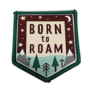 Parche de PVC Personalizado Hecho a Mano, Insignia de Goma Suave 3D con Logotipo para Ropa, Bolsos, Gorras y Accesorios - Product Image 1
