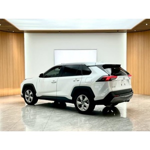 Toyota RAV4, SUV Nuevo Modelo, 2.4L, 171hp, L4, CVT, 4WD, Interior de Cuero Oscuro, Caja de Cambios Automática, Luces LED, Techo Solar, 180km/h Máx., Volante a la Izquierda - Product Image 1