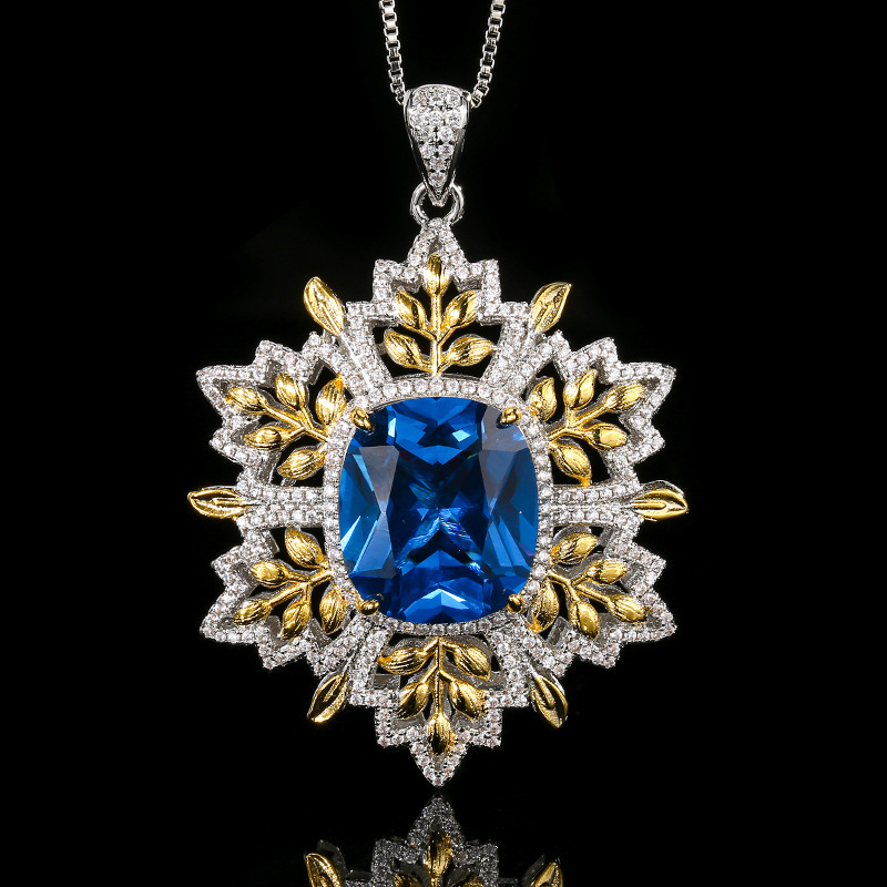 Pendentif cristal pointu bleu avec chaîne Chopin