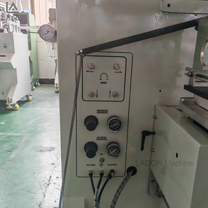 Semi Automatic <strong>Screen</strong> <strong>Printing</strong> <strong>Machine</strong> Auto <strong>Screen</strong> Printer For Ampoule Cosmetic Jar Soft Tube Glass Bottle Plastic Paper Cup - Product Image 4