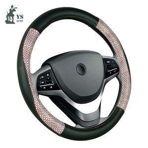 Housses de <span class=keywords><strong>volant</strong></span> en cuir PVC PU Accessoires auto de voiture Housses de roue de luxe pour voitures SUVS et camions Universel 14.5-15 pouces - Product Image 1