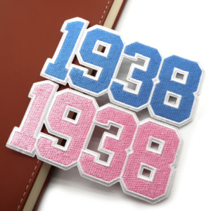 Venda Quente: <span class=keywords><strong>Patches</strong></span> de Bordado <span class=keywords><strong>Chenille</strong></span> <span class=keywords><strong>Varsity</strong></span> 1938 para Bolsa Jack and Jill, Patch <span class=keywords><strong>Chenille</strong></span> 3D para Aplicação a Ferro - Product Image 1