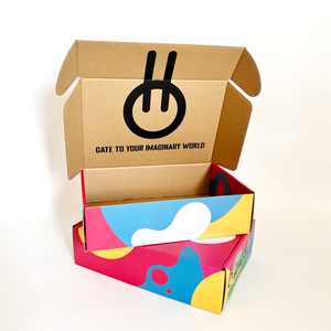 Boîte d'expédition en carton ondulé recyclé personnalisée en gros pour les petites entreprises Enveloppe durable imprimée avec revêtement UV pour chaussettes - Product Image 3