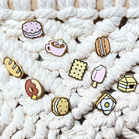 Épingles de revers en émail dur de qualité supérieure, plaquées or, motif chat mignon, mini-badges en métal, artisanat animalier, anime