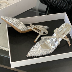 Chaussures de mariage à talon aiguille ultra-haut pour femme, avec boucle argentée pointue et dessus en cristal, style tendance et sexy - Product Image 3
