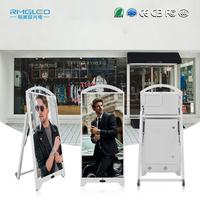 Affiche publicitaire LED extérieure P2.5, taux de rafraîchissement élevé de 3840 Hz pour les devantures de magasins de proximité, taille personnalisée en option