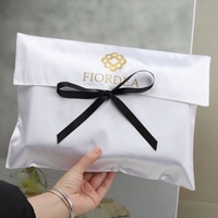 Logo kustom dapat digunakan kembali Dompet Kosmetik amplop Satin biru tas tangan kantung debu dengan dasi pita hadiah Lingerie tas Wig rambut