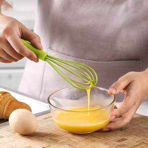 Batidora de Huevos de Silicona Portátil de 6 Pulgadas para Niños, Batidora Manual Multiusos para Crema y Repostería, Herramienta de Cocina - Product Image 5