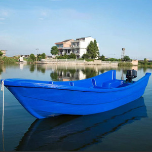 Bote de Pesca Ligero para 7 Personas, Grande, de 3.9m, con Gran Capacidad, Diseño Estable y Rígido de Plástico PE, para Actividades Acuáticas y Navegación - Product Image 1