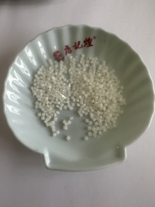 Fournisseur d'usine <span class=keywords><strong>Prix</strong></span> bas Granulés de résine EVA 18% 19% 28% 33% pour joints, mousse réticulée, chaussures, semelles de chaussures, produits en mousse - Product Image 6
