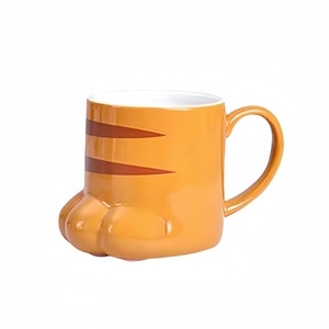 Boissons Tasse à patte de chat avec couvercle Lait Petit déjeuner Tasse à flocons d'avoine Griffe Céramique <span class=keywords><strong>Café</strong></span> mignon Cartoon 3D Anniversaire Cadeaux de Noël CLASSIC - Product Image 3