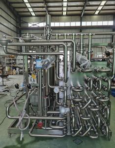 Pasteurisateur tubulaire à plaques en acier inoxydable SS316L à économie d'énergie pour système de stérilisation de jus, boissons, <span class=keywords><strong>lait</strong></span> et produits laitiers, capacité de 500L/h à 20 000L/h - Product Image 4