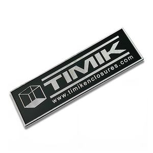 Placas de Identificación Personalizadas de Aluminio Fundido a Presión, Letras de Alto Brillo, Logotipo Anodizado, Modelo con Serigrafía 3D - Product Image 2