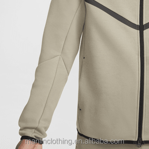 Conjunto Deportivo <span class=keywords><strong>de</strong></span> Dos Piezas para Hombre, Sudadera con Capucha Beige y Logotipo Bordado Personalizado Manlin, Chaqueta Deportiva con Cremallera Completa y Forro Polar Técnico - Product Image 4