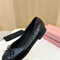 En gros Holy Steps Ballerines classiques noires rétro respirantes à nœud décoratif en cuir tanné végétal pour le printemps et la marche pour femmes