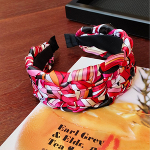 Banda <span class=keywords><strong>de</strong></span> pelo <span class=keywords><strong>de</strong></span> diseñador a granel, accesorio <span class=keywords><strong>de</strong></span> moda, turbante trenzado <span class=keywords><strong>de</strong></span> 5cm <span class=keywords><strong>de</strong></span> ancho, <span class=keywords><strong>diadema</strong></span> con estampado africano, <span class=keywords><strong>diadema</strong></span> <span class=keywords><strong>de</strong></span> tela <span class=keywords><strong>de</strong></span> seda imitada <span class=keywords><strong>de</strong></span> lujo - Product Image 2