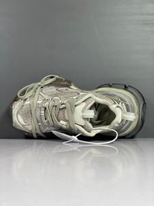 Chaussures de luxe de créateur de haute qualité 2026, nouvelles chaussures de sport décontractées pour hommes et femmes, chaussures respirantes en maille à semelle épaisse - Product Image 2