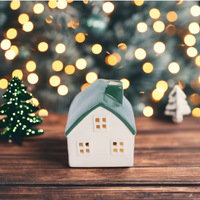 Europäischer Stil Keramik-Weihnachtshaus-Ornament Ausgehöhltes LED-Nachtlicht Winterdorf-Hütte Tischdekoration Weihnachts-Feiertagsdeko