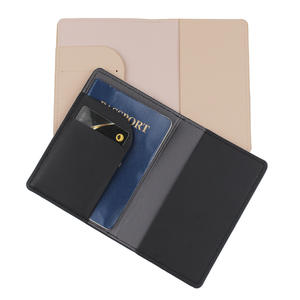 Passaporto d'imbarco per aeroplano in pelle sintetica colorato creativo carino porta passaporto da viaggio per donna uomo - Product Image 4