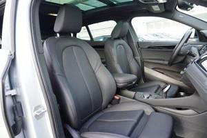 Meilleur prix pour une voiture d'occasion 2020 X1 SDrive28i 4 portes, cuir, R19, automatique, traction avant, conduite à gauche, coupé sport - Product Image 4