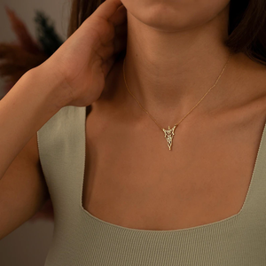 Collier minimaliste en acier inoxydable 316 L Pendentif de conte de fées inspiré de Lotr avec chaîne délicate Collier de fans de la reine elfique - Product Image 2